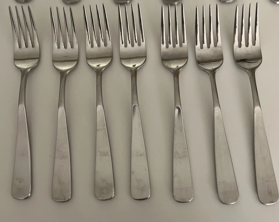 Набор из 37 столовых приборов Supreme 18-8 Япония - 15 вилок, 8 ножей и 14 ложек см. описание - Изображение 3 из 4