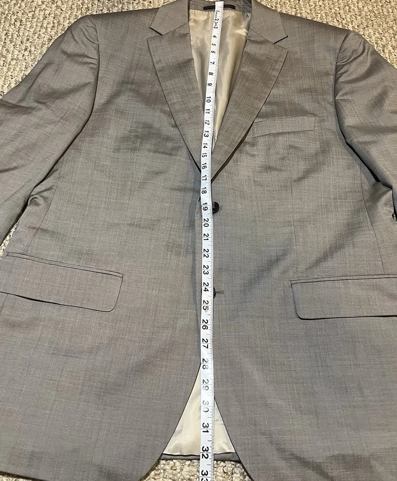 Hugo Boss Collection Men's Wool/silk 2-Piece Suit Size 44R Grey Double Vented - Image 3 of 4