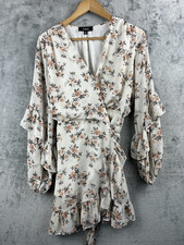 Aakaa Dress Wrap Boho Medium  Floral Roses Lightweight Ruffle Feminine Croquet