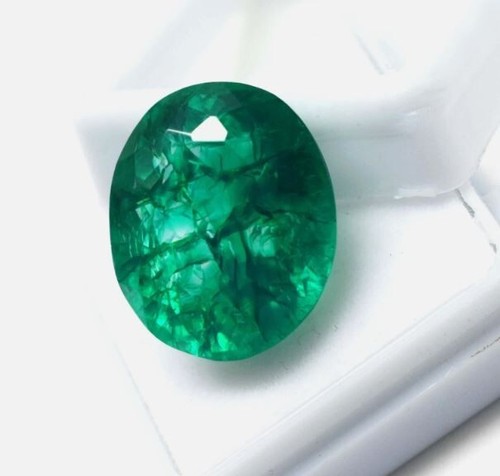 18-20 CT Colombian Green Emerald – Faceted Oval Cut Loose Stone For Engagement - Picture 4 of 8