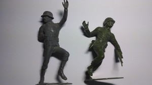 louis marx toy soldiers