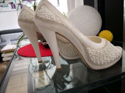 Damen Schuhe, Hochzeit, Braut, Perlen, 40 High Heels Plateauschuh wie neu 