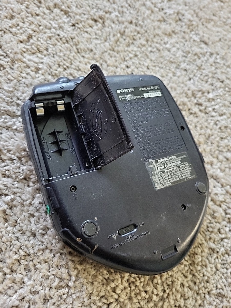 SONY Portable CD player ウォークマン Inside the ZX series | ポータブルオーディオプレーヤー WALKMAN