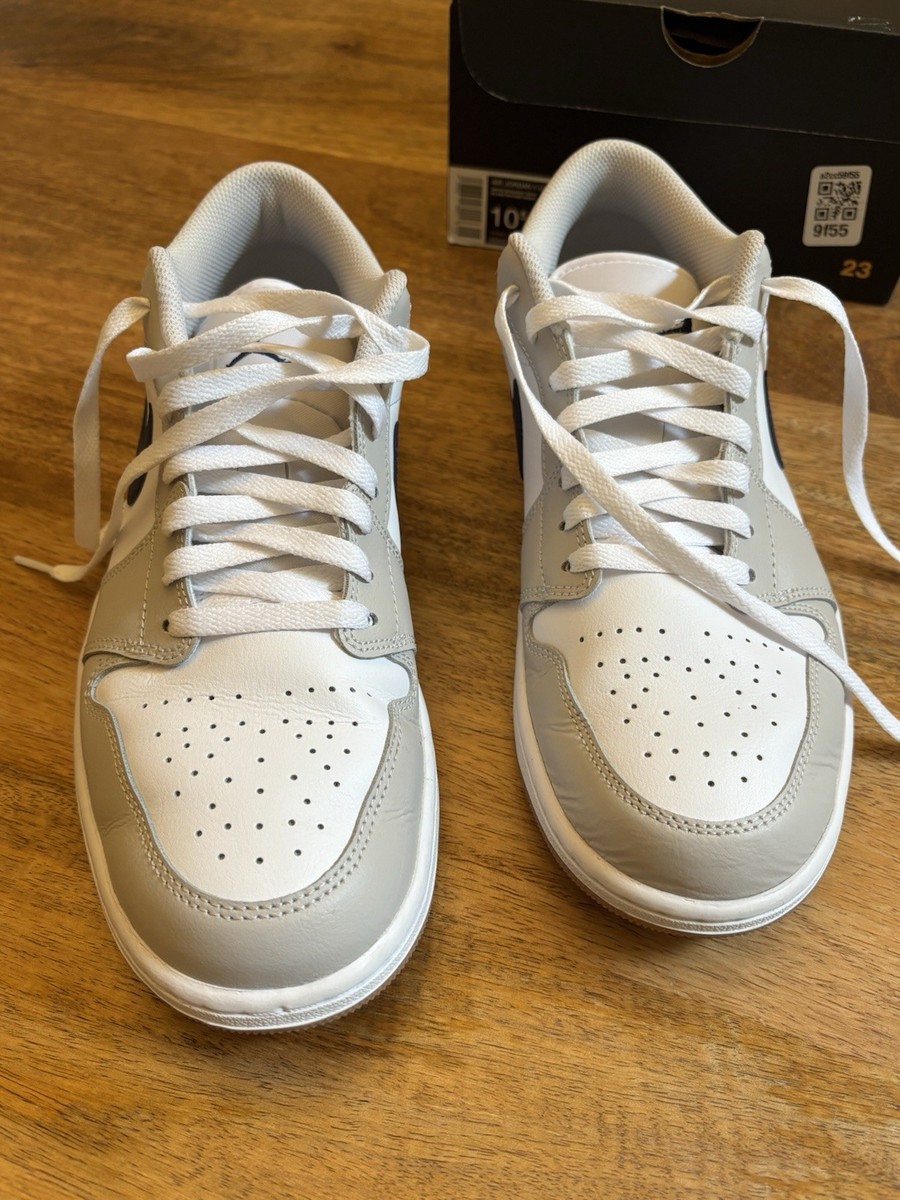 Size 10.5 - Air Jordan 1 Low Georgetown View 3