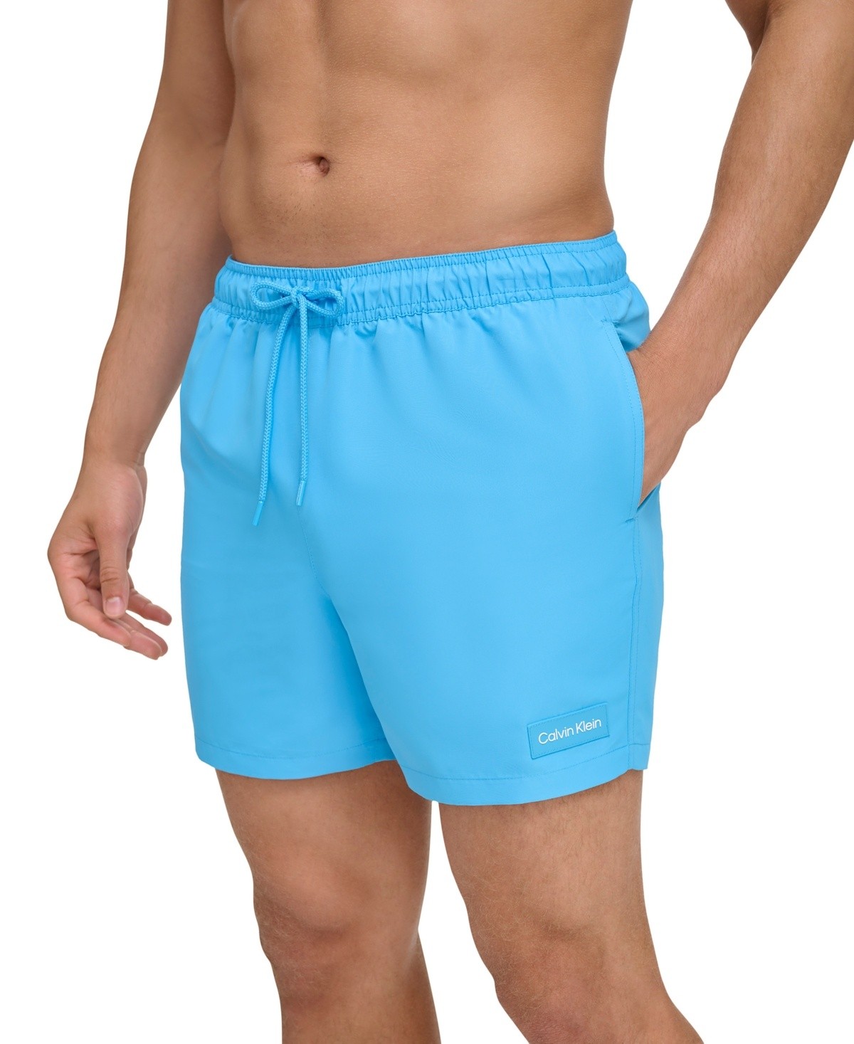 Мужские плавки Calvin Klein Regular fit Swimming Trunks XXL светло-голубые однотонные 2590₽