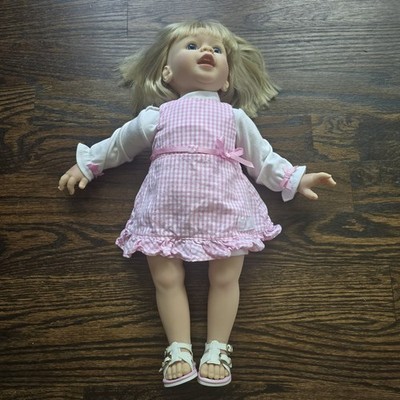 Lee Middleton Original Dolls 2000 #091300 Blonde Blue Eyes w/ Clothes & Shoes