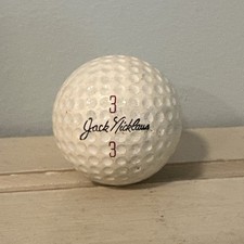  1 JACK NICKLAUS SIGNATURE LOGO GOLF BALL CIR 1960  s - MACGREGOR LIQUID CTR 