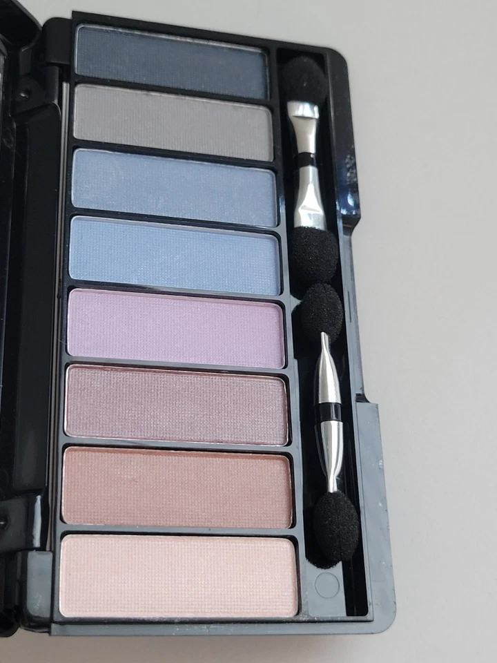 Avon Eyeshadow Eight in One Palette Water Colors Multicolor Compact New no Box - Image 3 of 4