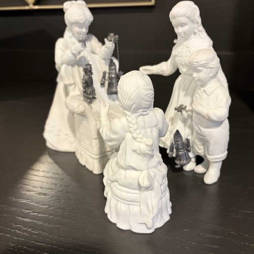 Dept 56 The Marionette Performance 78077 Winter Silhouette 3 Figurines Set Boxed - Picture 4 of 11