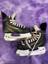 CCM 1052 Hockey Skates  Junior 3 Used 