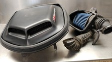 2017 Dodge Challenger 6.4l Oem Shaker Hood Scoop W Mount Air Cleaner 2017 Dodge Challenger 6.4l Oem Shaker Hood Scoop W Mount Air Cleaner
