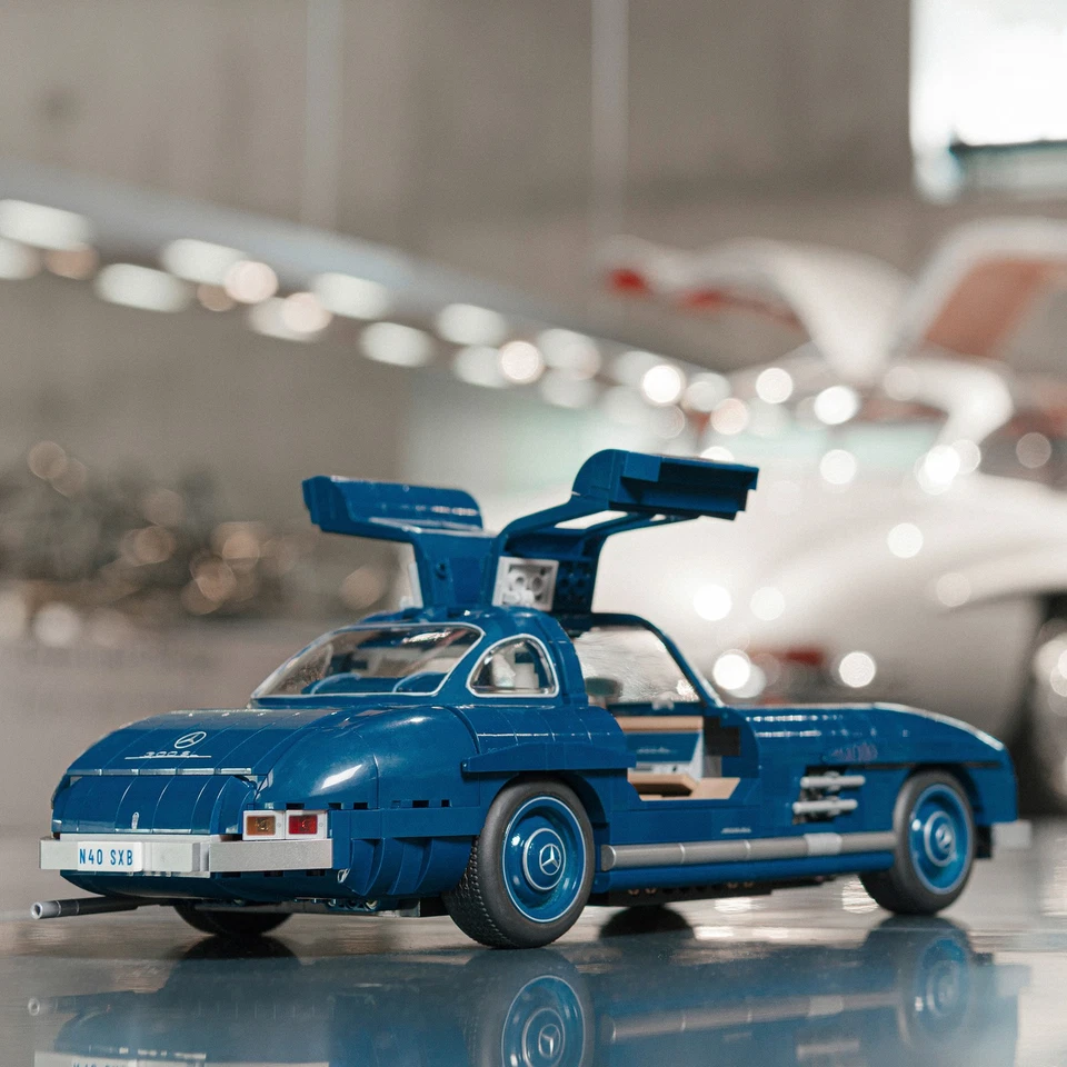 Mattel Brick Shop Hot Wheels Mercedes-Benz 300 SL HWW25 1:12 Bauset 1600 Teile - Bild 3 von 4