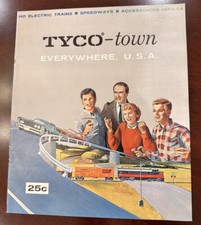 ORIGINAL 1963-64 TYCO-TOWN HO ELECTRIC TRAINS SPEEDWAYS CATALOG