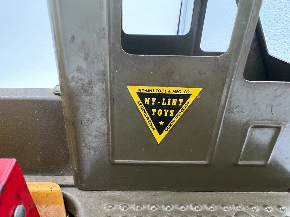 Vintage Nylint Traveloader Guided Missile Carrier - Toy Industrial Baker Trucks - Image 2 of 4