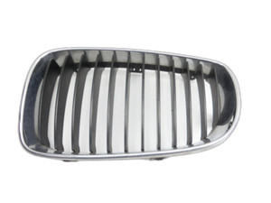 Frontgrill Kühlergrill Niere Rechts für BMW E81 1er 118d 07-11 51137166440