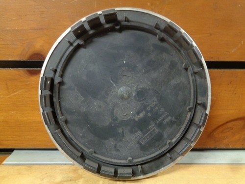 One (1) OEM 1997-2005 CHEVROLET VENTURE VAN 15" Wheel Center Hub Cap PN 9593128 - Picture 2 of 4