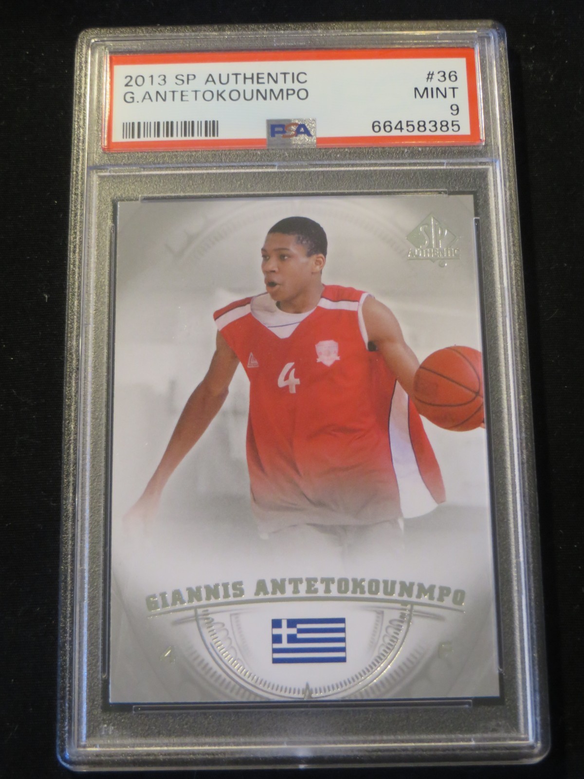 2013-14 Upper Deck SP AUTHENTIC Giannis Antetokounmpo #36 RC Rookie PSA 9 MINT