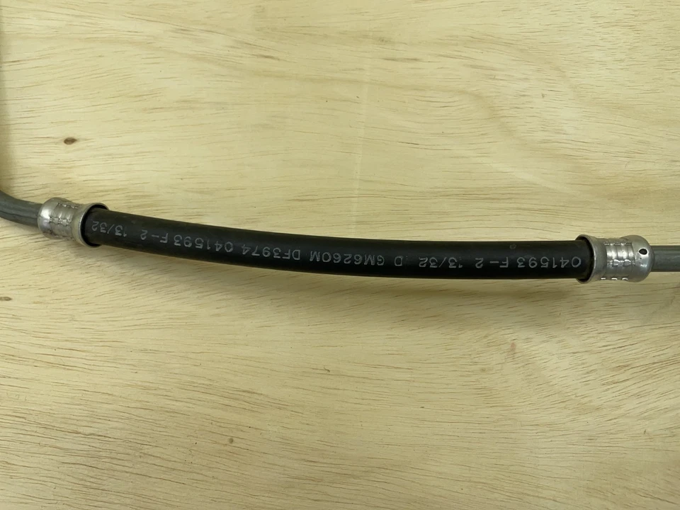 Línea de enfriador de aceite de motor original GM 91-93 Cadillac DeVille Fleetwood 25551474 Foto 2 de 4