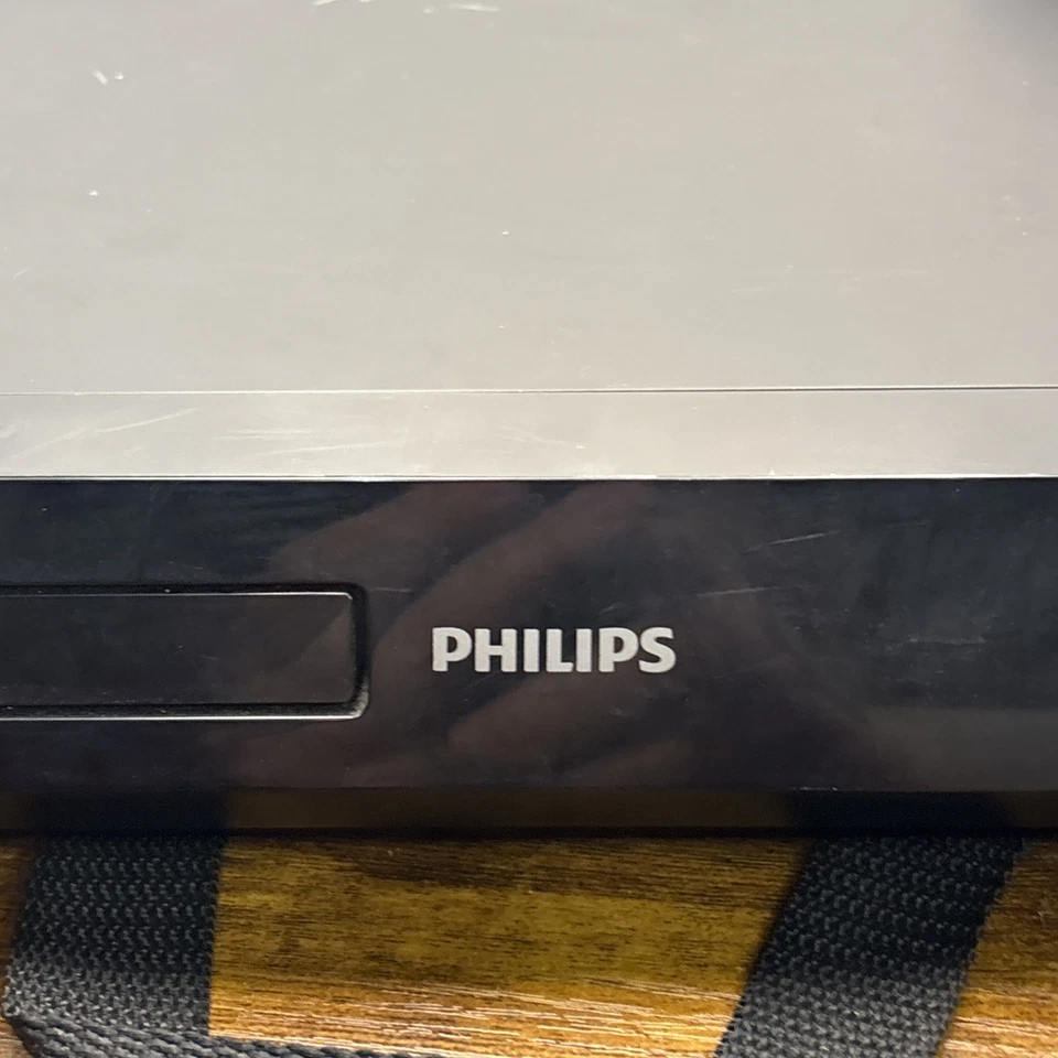 Phillips 3D Blu-ray 5.1 Home Theater HTB3524/F7 SIN control remoto -PROBADO-FUNCIONA- Foto 3 de 4