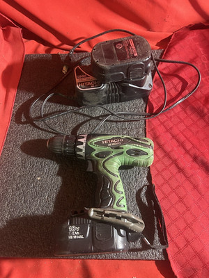 Hitachi DS 18DVF3 1/2'' 18V Drill Driver w/ Batteries And Charger