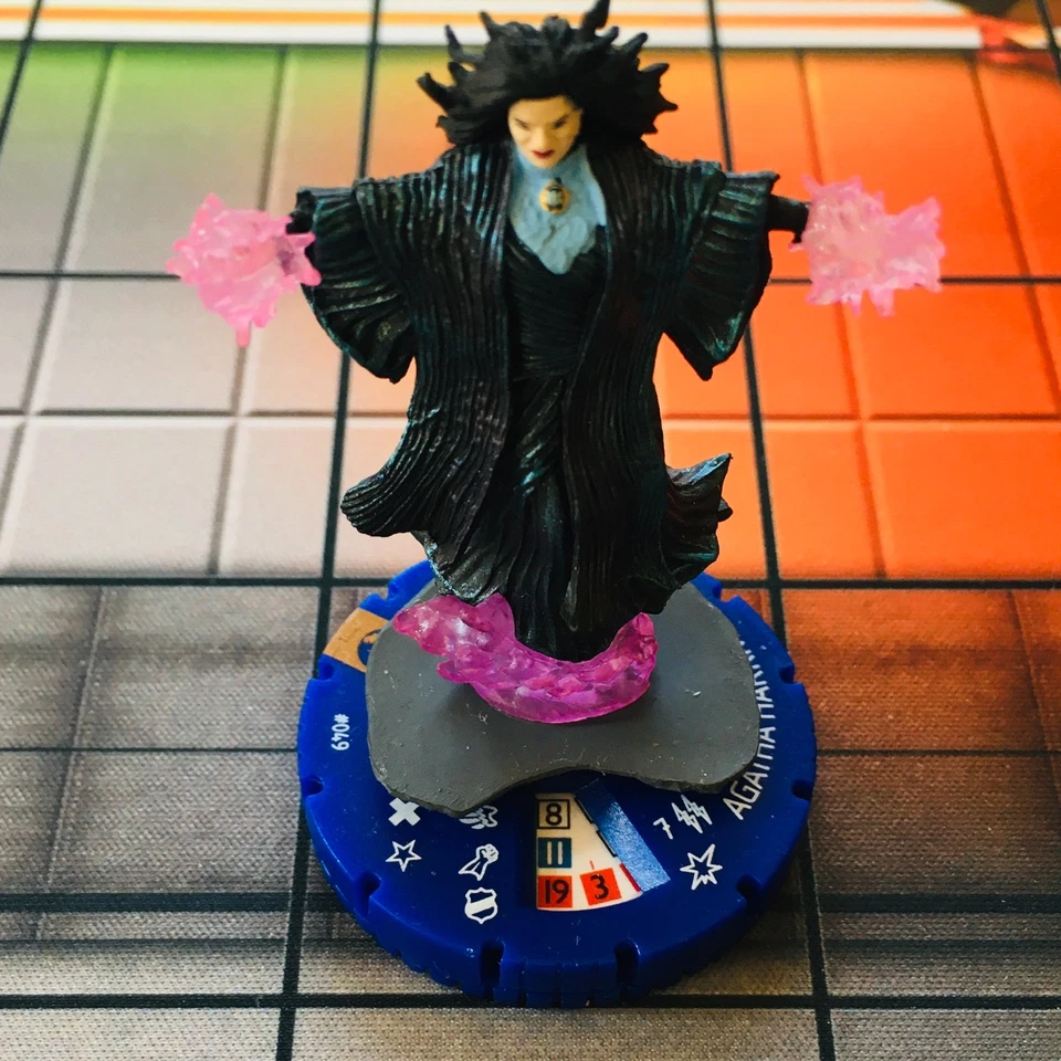 Heroclix Agatha Harkness + Darkhold | 049 s008 |Marvel Studios Disney Plus Chase - Image 2 of 4
