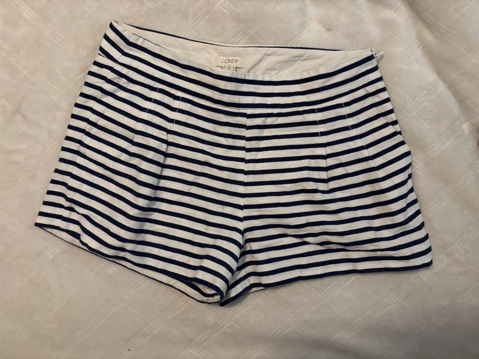 J. Crew Women's Navy Blue White Striped Pleated Front Cotton Linen Shorts Size 4