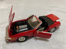 HOTWHEELS Ferrari 365 GTS/4 1/18 #b37781