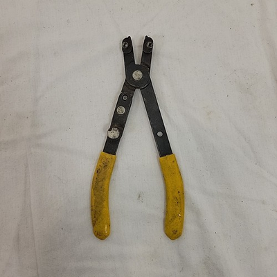 #ad Craftsman USA Reversible Retaining Snap Ring Pliers $19.95
