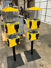 New in Box Lot of 2 U-Turn Revolving Candy Vending Machine Dispenser 8 heads