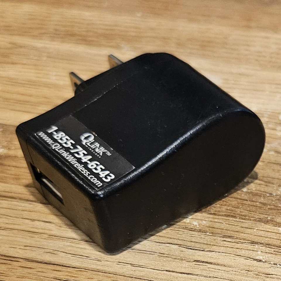 Original OEM ZTE STC-A508A-Z 5V 800mA USB Travel Phone Charger Adapter 100-240V - Image 3 of 4