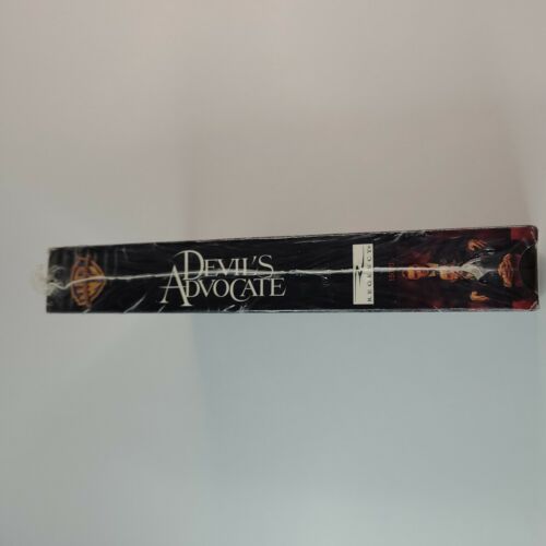Devils Advocate VHS 1998 Keanu Reeves Al Pacino Factory Sealed New Blockbuster - Picture 4 of 4