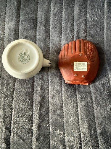 CHICAGO ATHLETIC ASS'N RESTAURANT WARE CREAMER, CHICAGO 1980 ++ - Picture 2 of 5