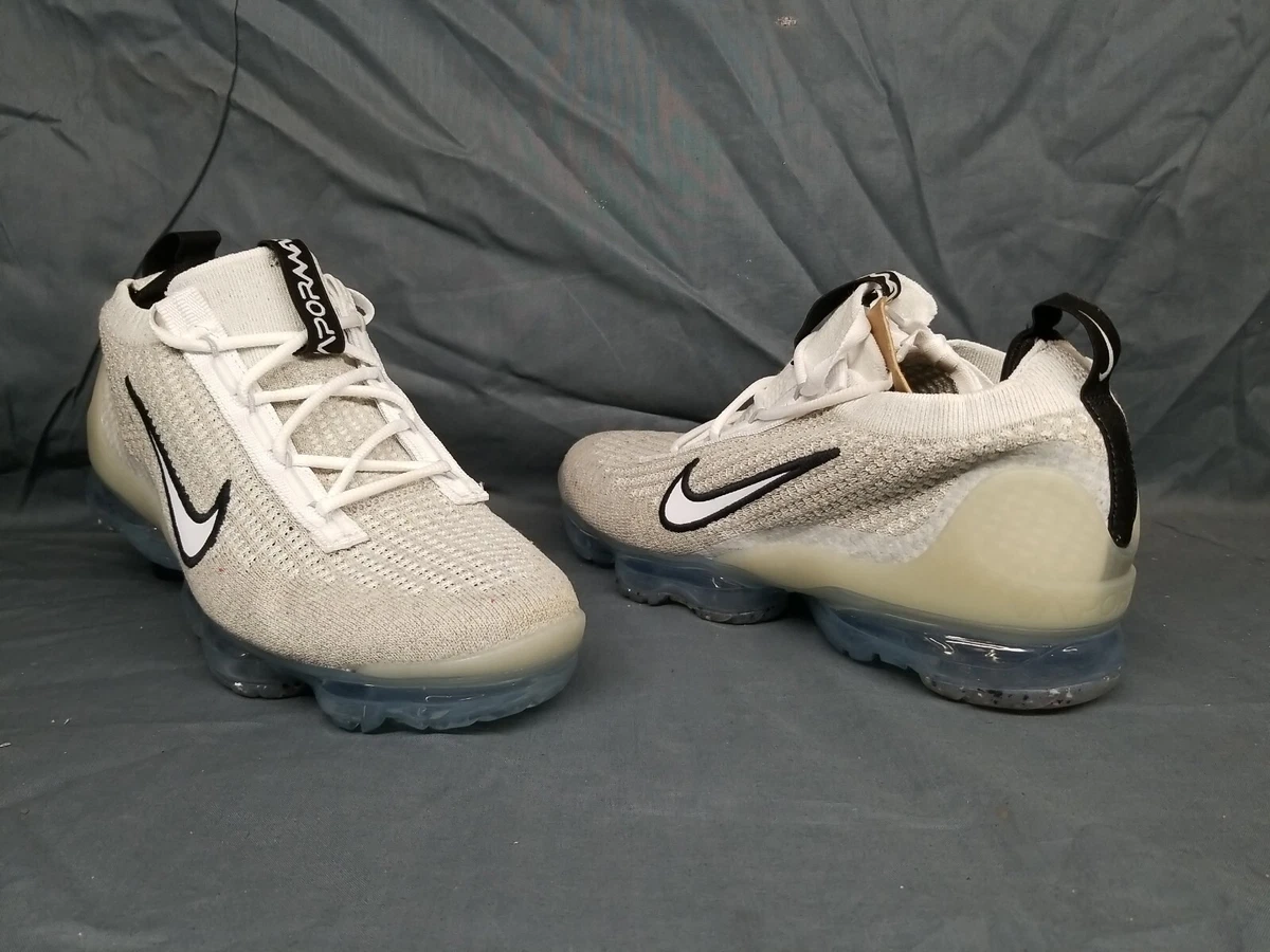 White sales vapormax girls