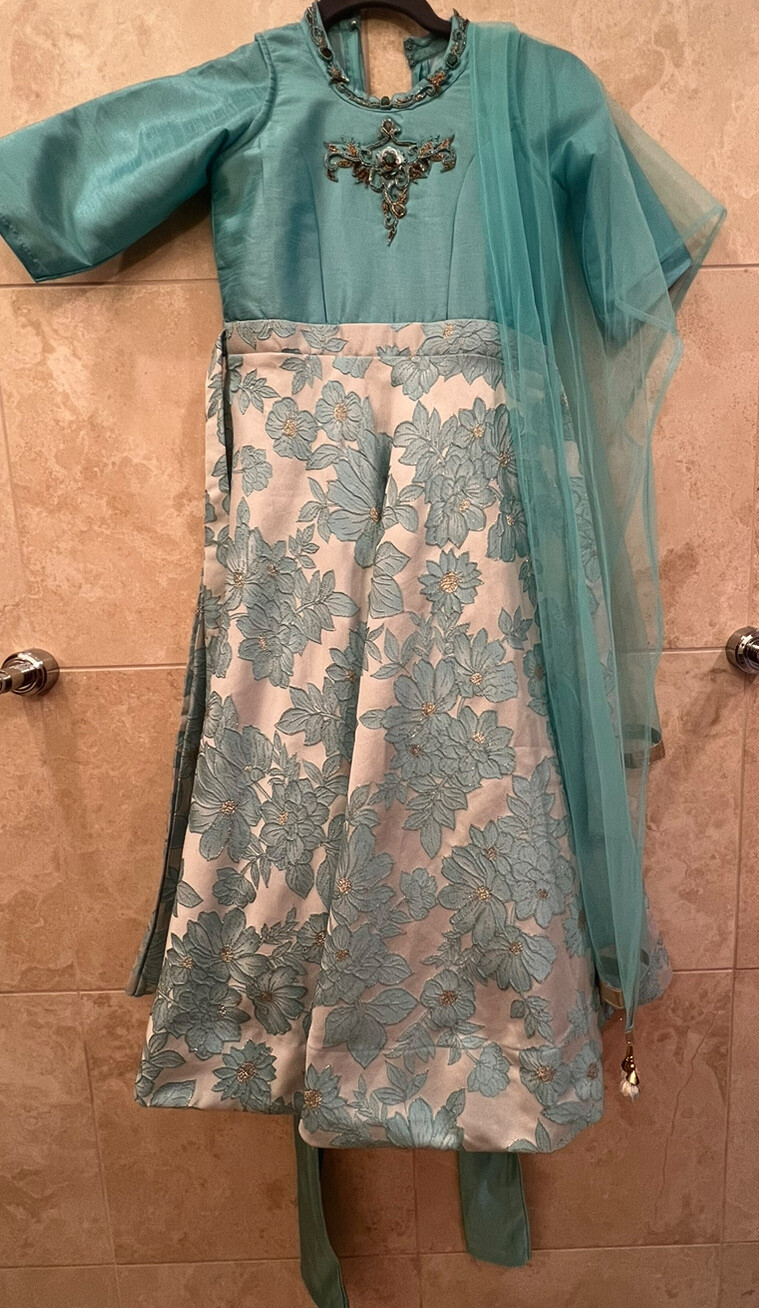 Picture 1 of 5