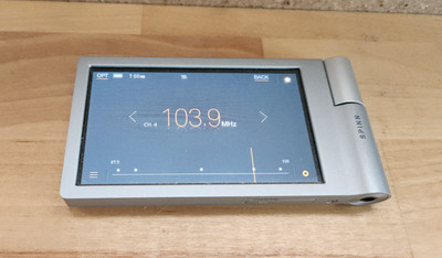 iRiver SPINN MP3 Player 4GB Touchscreen AMOLED HTF Collectable