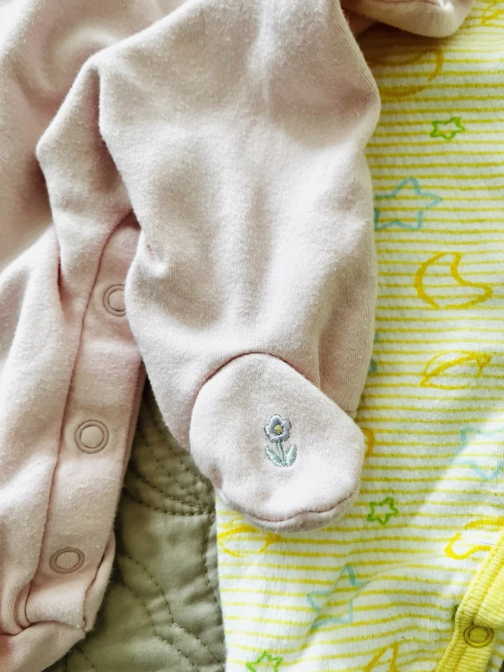 One Piece Rompers Baby Girl Sz NB -0/3 Mos Pink Yellow Footed VTG - Image 2 of 4