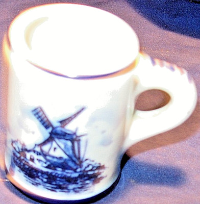 Vintage  Delft blauw  Hand Painted Holland Windmill Small Cup Shot Glass # 649