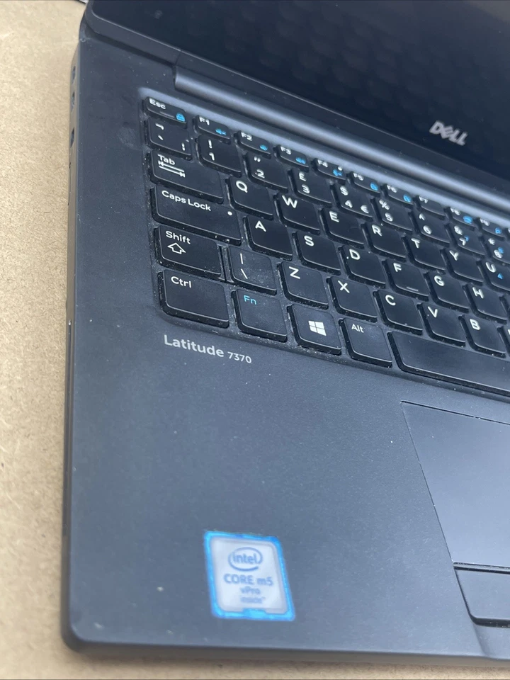 Dell Latitude 7370 13.3” Laptop - Intel m5-6y57/8GB Ram/ 240GB NVMe SSD/ Win 11 - Image 3 of 4