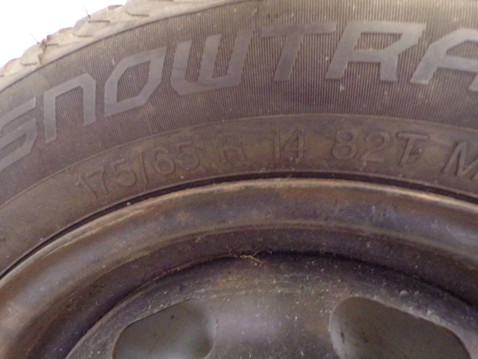 Komplettrad Winterreifen 175/65R14 82T/5.5Jx14 H2 ET45 LK4x100x54,1 Mazda MX5 NA - Bild 4 von 4