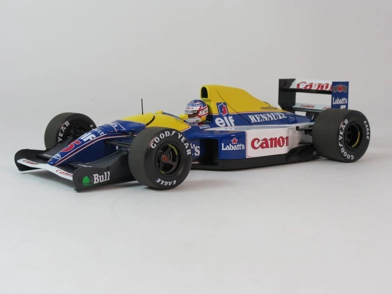 Minichamps Williams FW14B #5 Nigel Mansell World Champion 1992 1/18 110920005 - Immagine 2 di 4