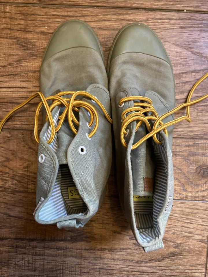 Zapatillas altas florales bordadas Bangs talla M 9/W 10,5 Foto 4 de 4