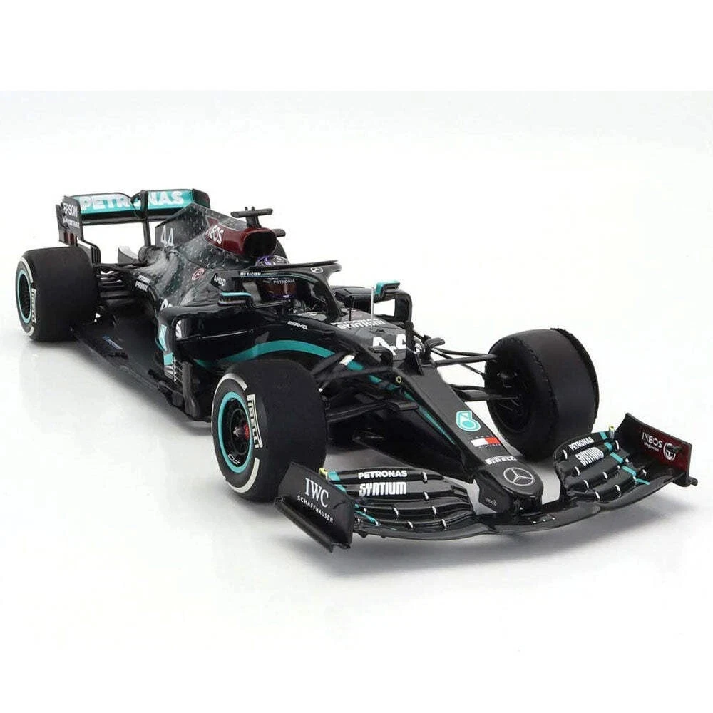 MINICHAMPS 1:18 Scale Diecast Formula 1 Cars Lewis Hamilton for