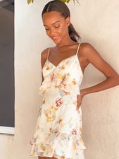 Lulu's Floral Dress- Size Small- Floral Mini Dress- Ruffles Feminine Dress