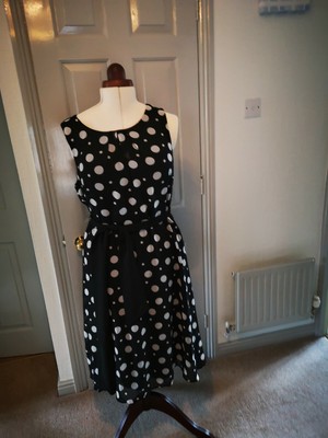 tights with side pockets