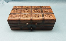 Vintage oak wood box. Small chest for storing treasures, hand-made, carved.