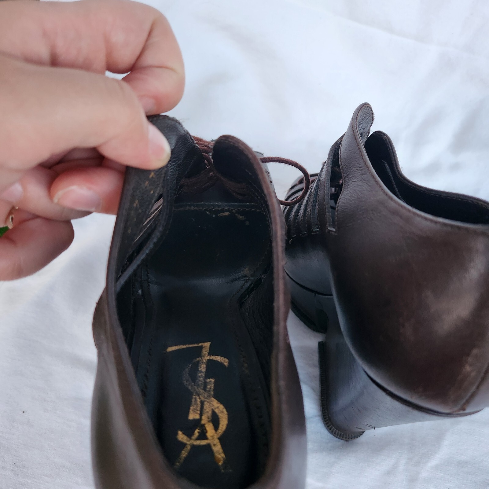 YVES SAINT LAURENT Tacchi a spillo in gabbia con lacci in pelle marrone Zeppe gladiatore