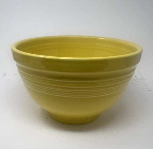 Fiestaware Baking Mixing Nested Bowl Sunflower Yellow Fiesta ware 9.5 HLC USA