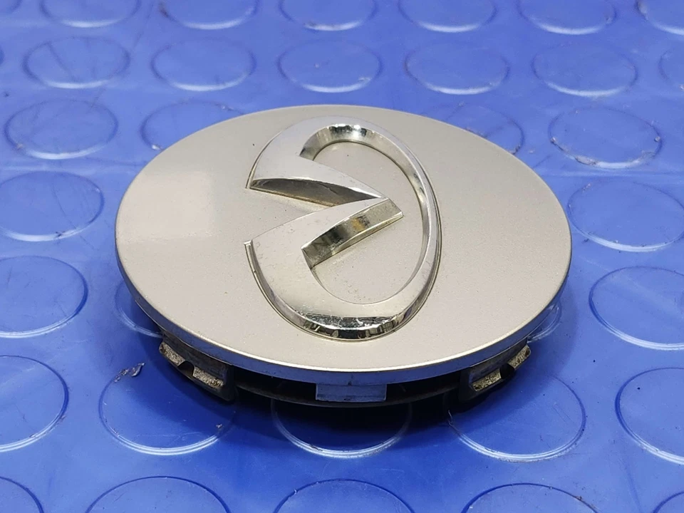 2011-2017 Infiniti QX56 QX80 Alloy Wheel Center Cap Silver OEM 403421LB4A - Image 3 of 4