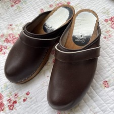 Brown Leather Ladies Clogs 37 UK 4