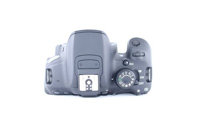 Canon EOS KiSS X7i / EF-S 55-250mm F4-5.6 IS STM / EF-S 18-55mm F3